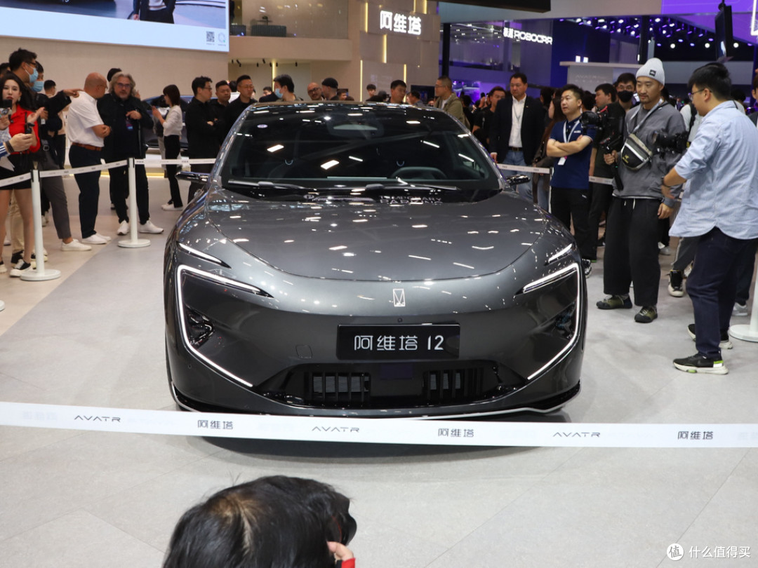26.99万元型车的新能源轿车:阿维塔12