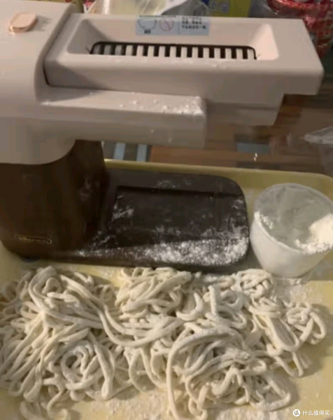 小熊面条机，轻松搞定面食！