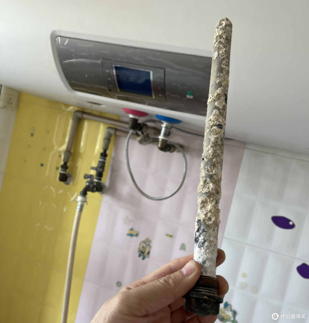 电热水器到底能不能一直开着?听了维修师傅的话,我终于明白了