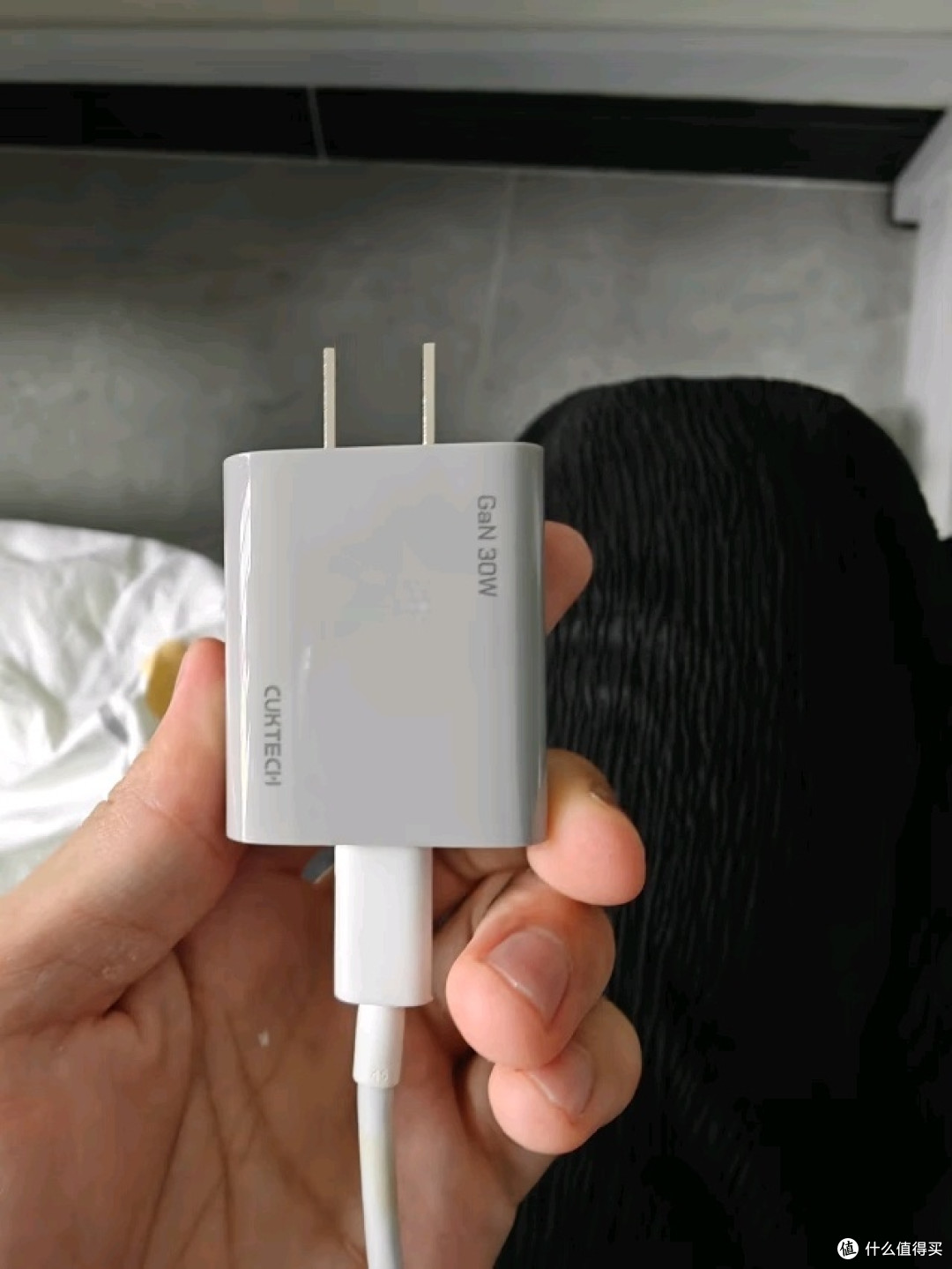 旅行必备神器!30W氮化镓充电器,让充电更快更安全