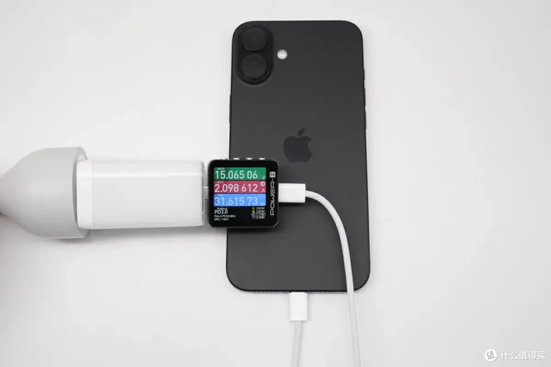 一微星67W 2C1A充电器方案:单协议芯片支持三口UFCS 融合快充