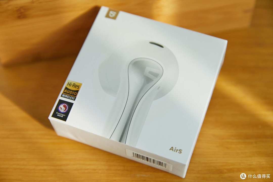 后悔没有早点买,半入耳式耳机新卷王泥炭Air5