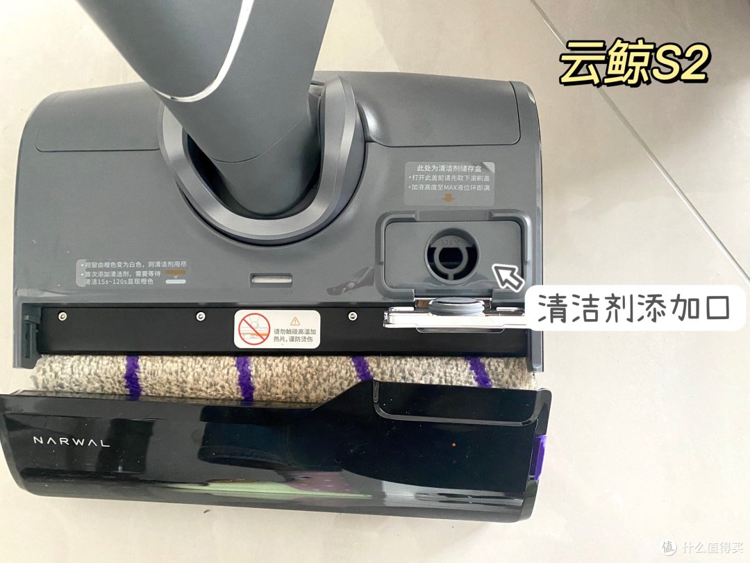 洗地机有多少坑?到底怎么选?D字形滚刷/多组电池/自动添加清洁液,哪种绝活更适合家用?