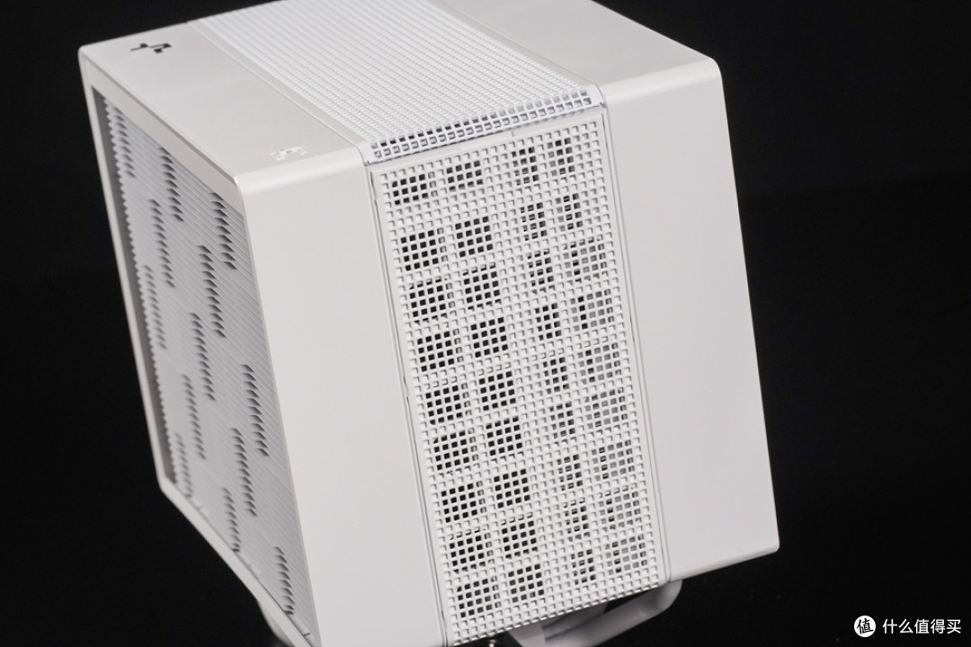 乔思伯 D32 PRO+七彩虹 CVN Z890M+华硕 TUF RTX 4070Ti Super 装机分享!