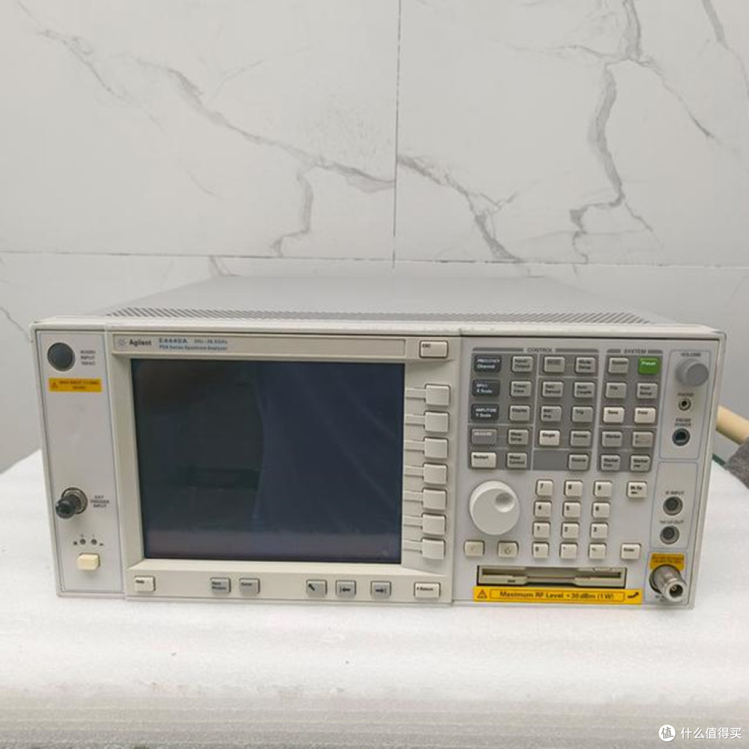 KEYSIGHT E4440A PSA 系列频谱分析仪