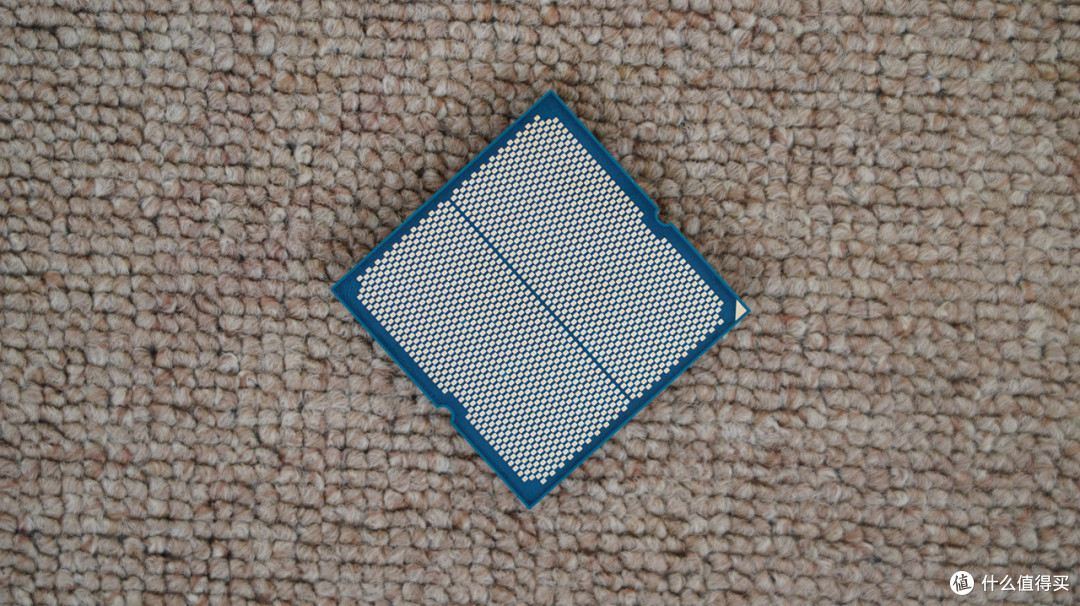新一代游戏之王?AMD 锐龙7 9800X3D、Intel i9 14900K对比评测