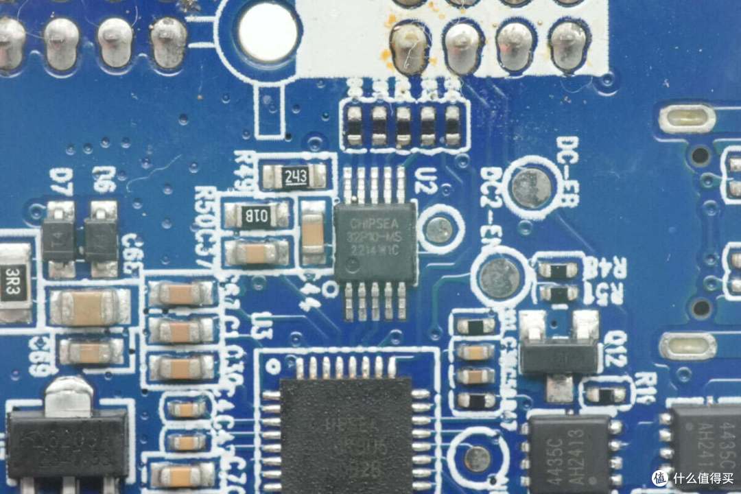 拆解报告:UGREEN绿联100W 20000mAh双向快充移动电源PB720
