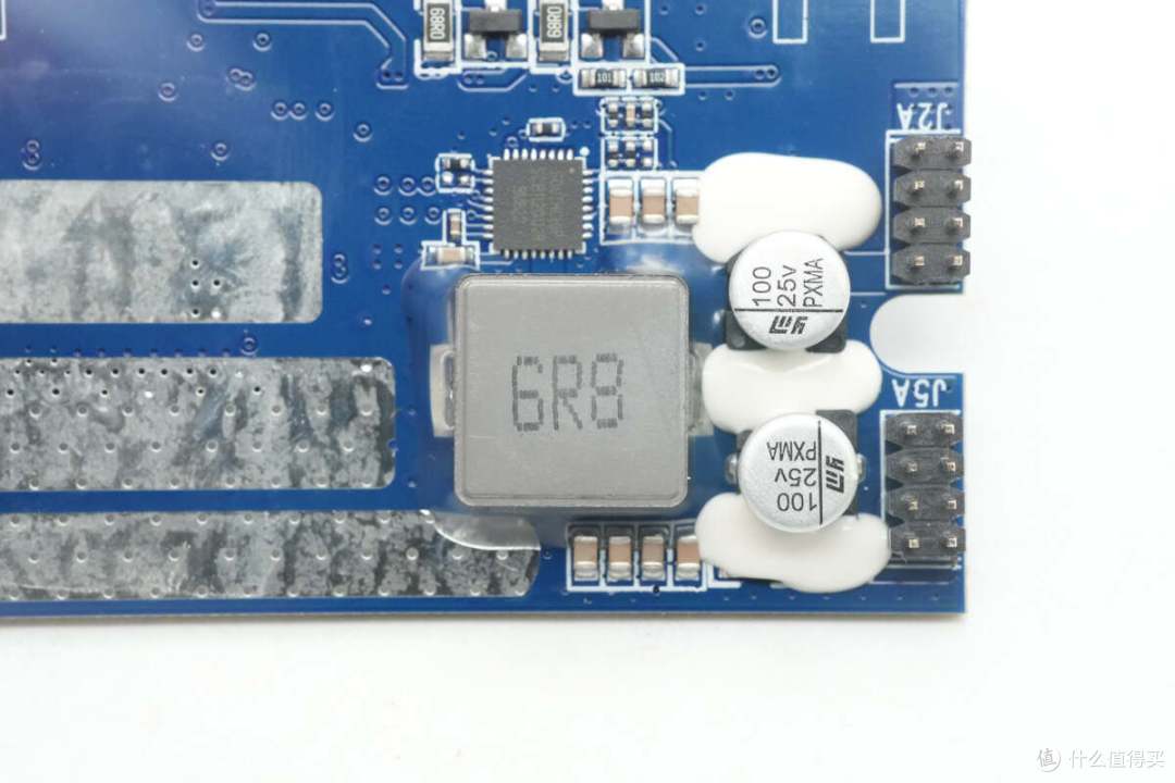 拆解报告:UGREEN绿联100W 20000mAh双向快充移动电源PB720