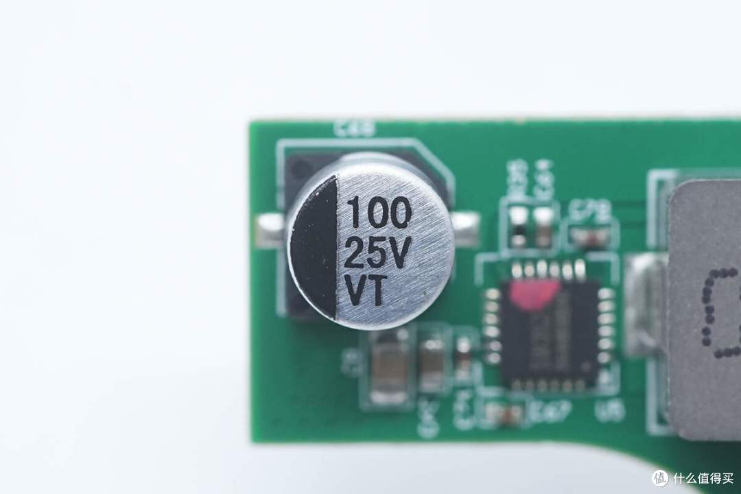 拆解报告:3W特斯拉焕新版Model 3 HUB中控扩展坞H062
