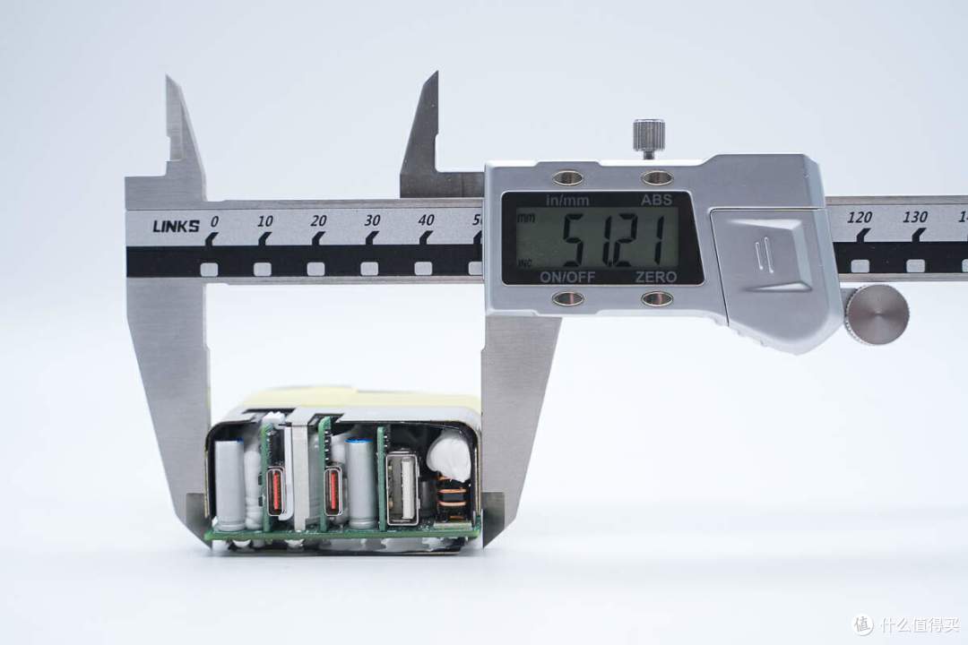 拆解报告:MI小米90W 2C1A氮化镓快充充电器MDY-17-EP