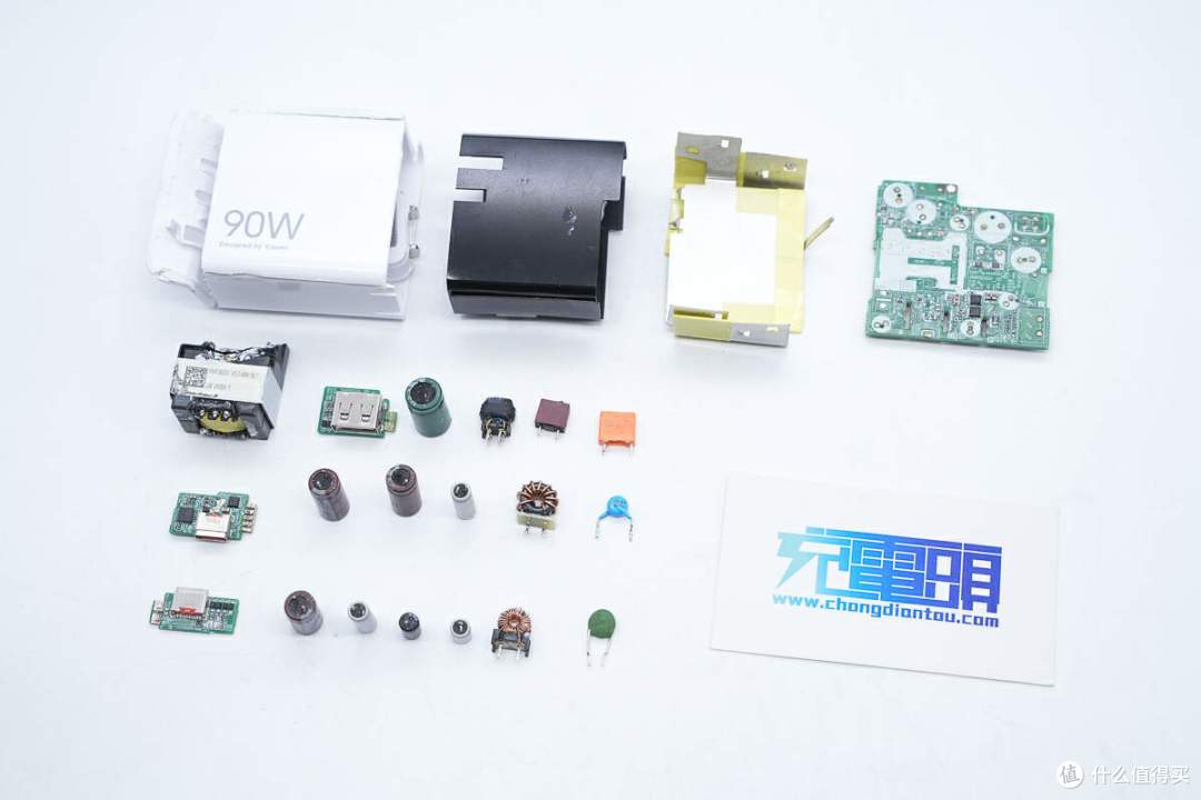 拆解报告:MI小米90W 2C1A氮化镓快充充电器MDY-17-EP
