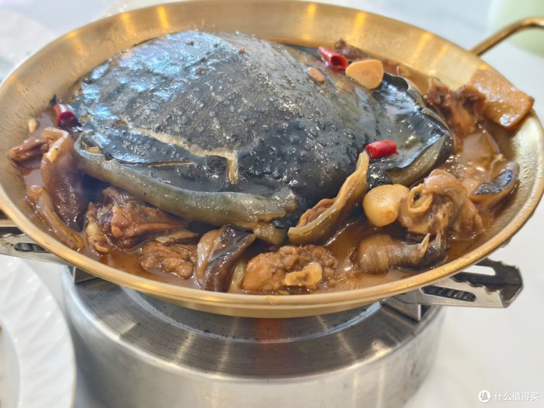 不管什么时候，我都喜欢吃炒菜。尤其是天冷的时候，我更喜欢吃热的炒菜。