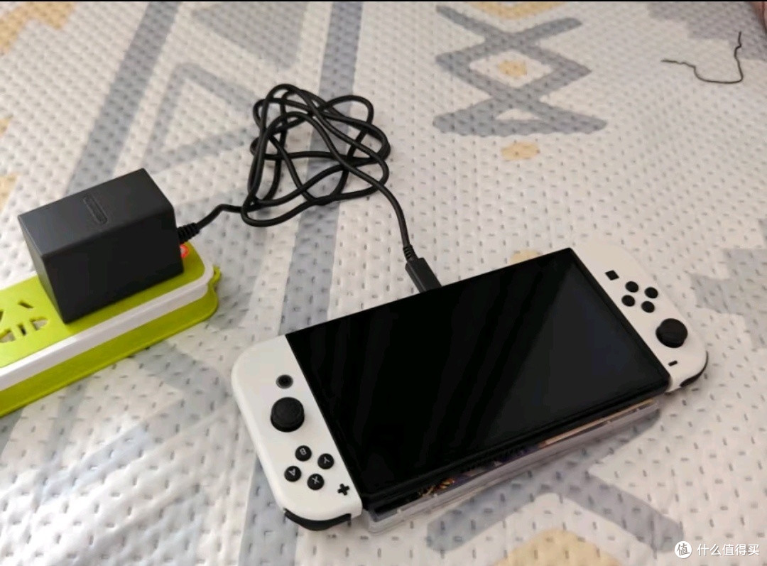 任天堂（Nintendo）Switch OLED/续航加强