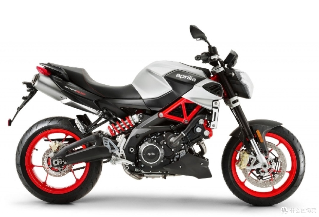 896ccV型双缸水冷发动机Aprilia Shiver 900
