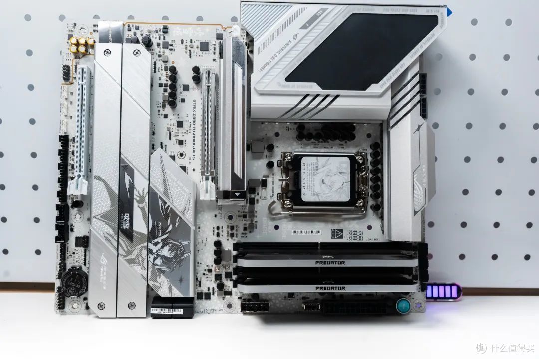 AI超频跑分一键破300万！ROG Z890吹雪实测