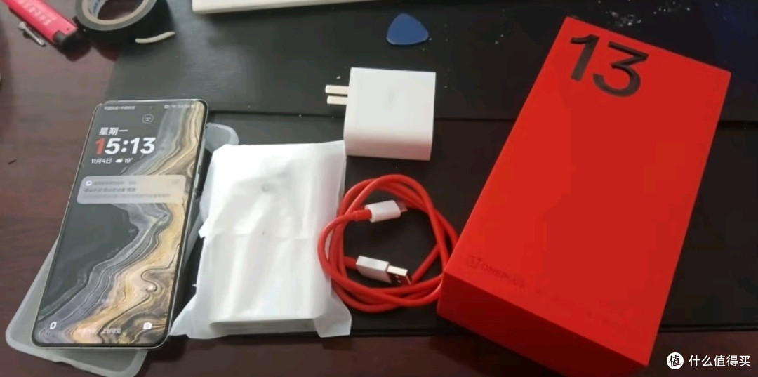 一加13,性能怪兽还是颜值担当?