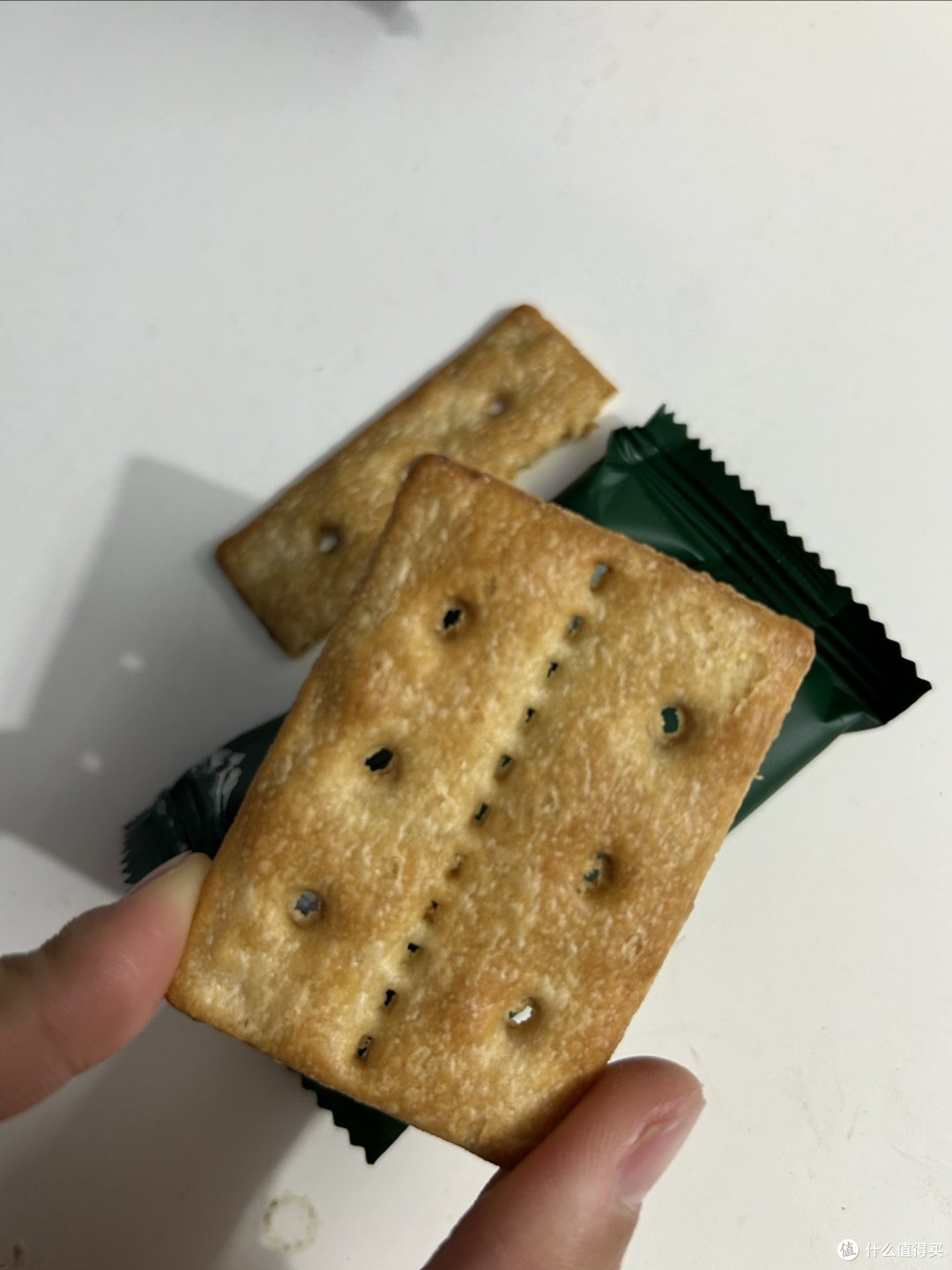 山姆的这款牛肉馅酥脆饼干，重新让我爱上了零食