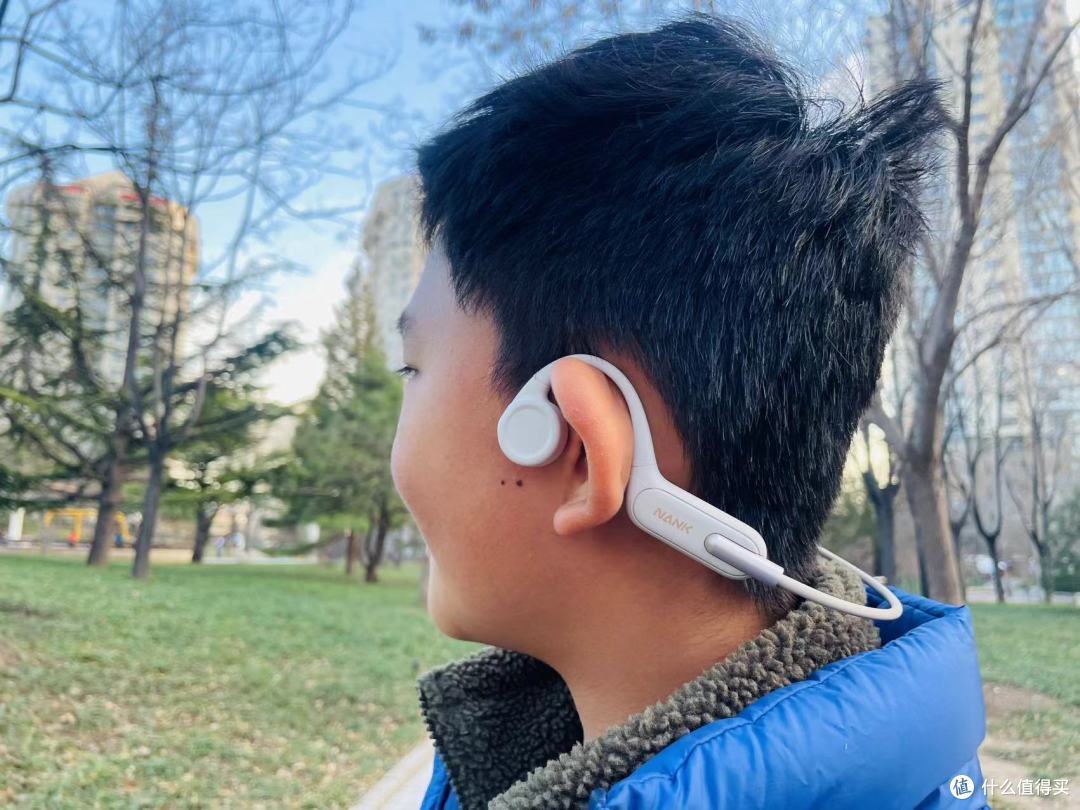 新一代百元全能南卡骨传导runner3耳机开箱