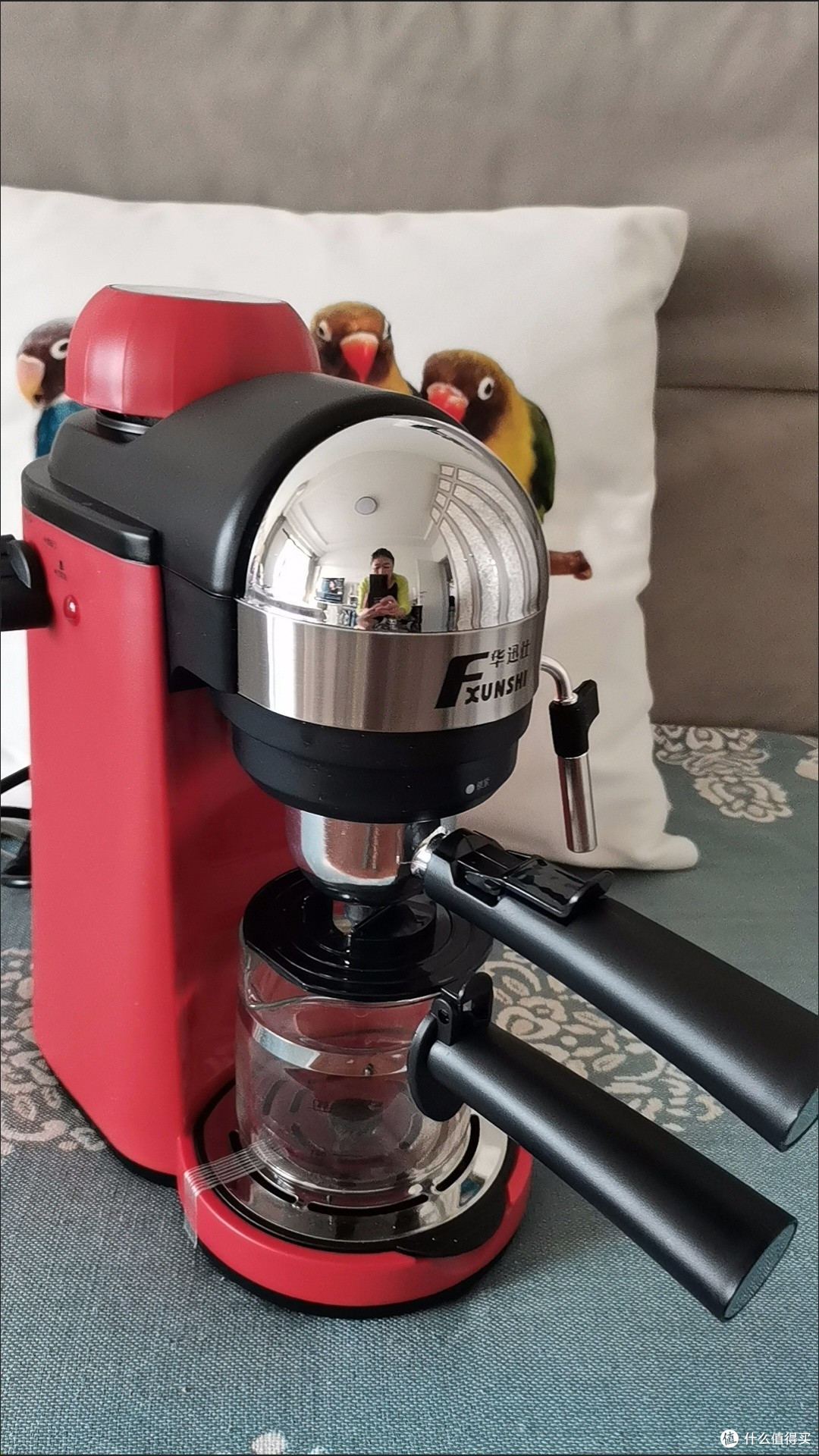 一杯香浓的咖啡不仅是提神醒脑的饮品