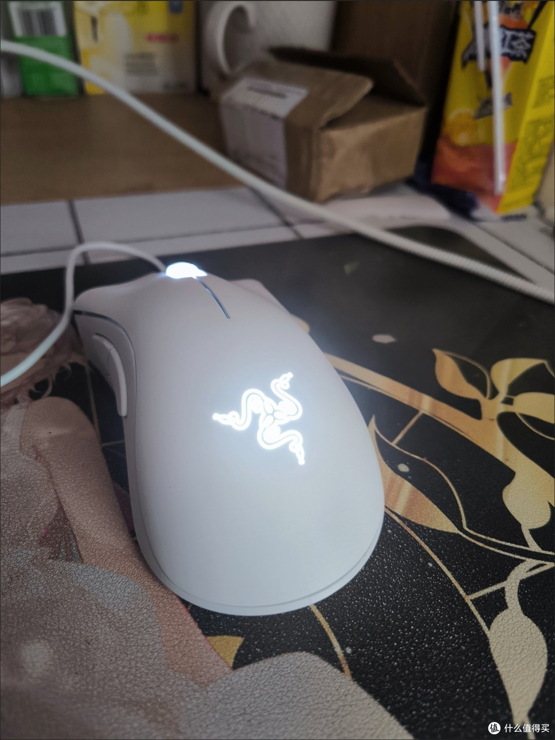 电竞高手必备!雷蛇蝰蛇标准版,你值得拥有吗?