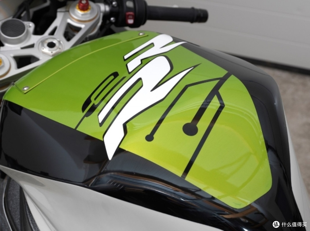 电动摩托车宝马BMW eRR