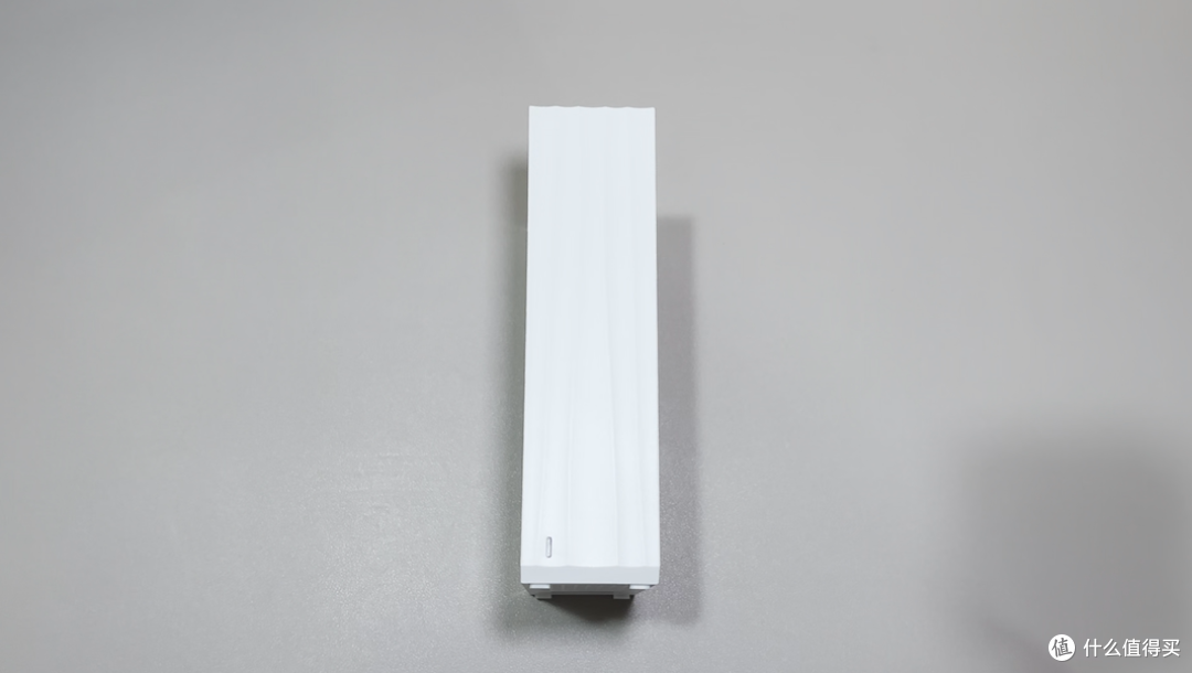 轻 NAS 还是监控神器?海康威视 R5C开箱体验