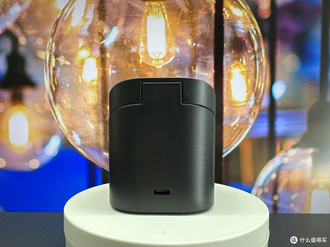 最好用的苹果充电器:iWALK爱沃可三合一无线充电器,一个顶三个