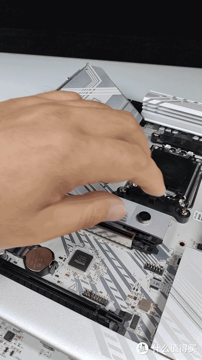 AMD Ryzen 5 9600X 真香！还选啥 14600KF 啊！