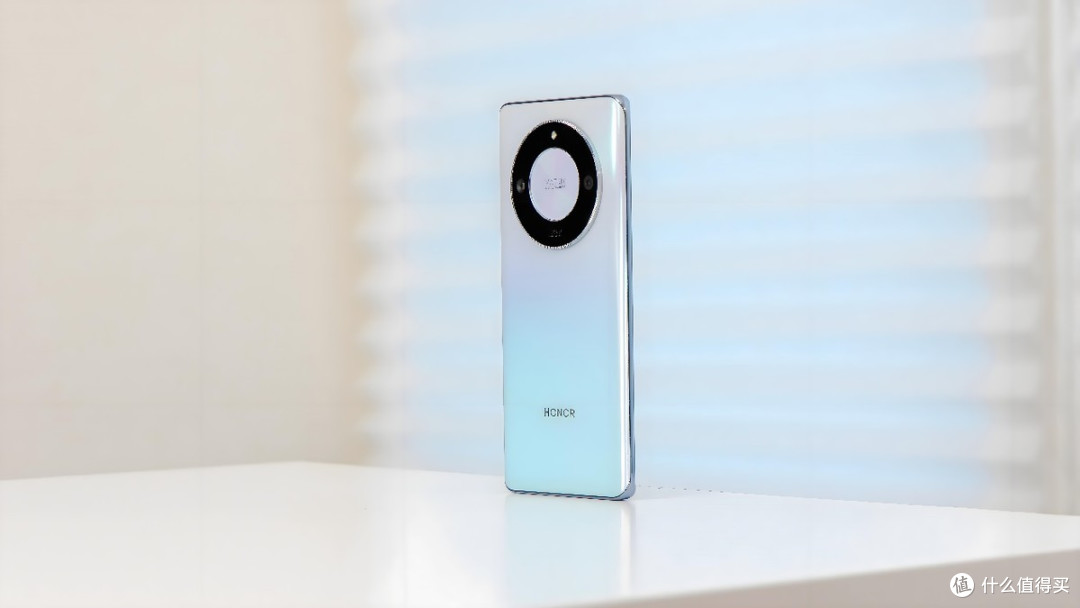 销量突破1500万,安卓销量“机皇”,12GB+512GB售价仅1499元