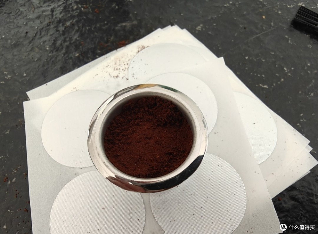 用了可替换式的咖啡胶囊,我又喝回了两三块一个的胶囊