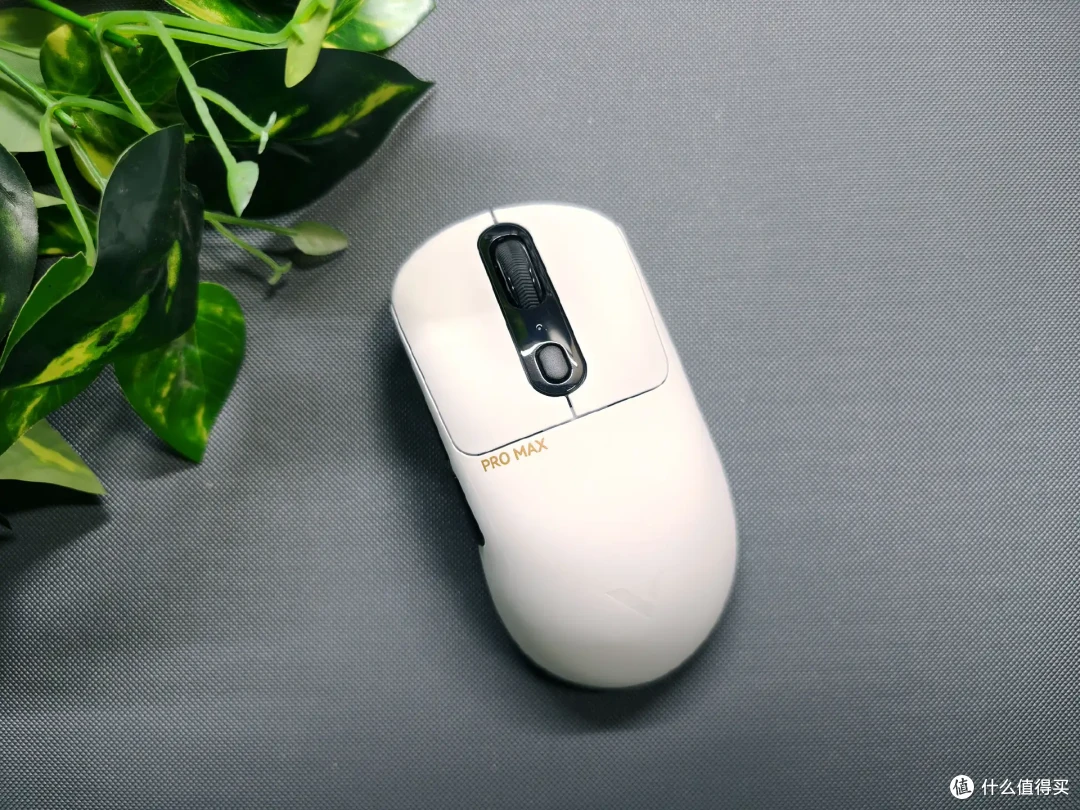 8K回报率+双高速双模,雷柏VT3PRO MAX轻量化鼠标到底怎么样