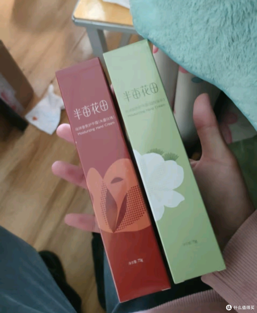 我包里必备的半亩花田护手霜