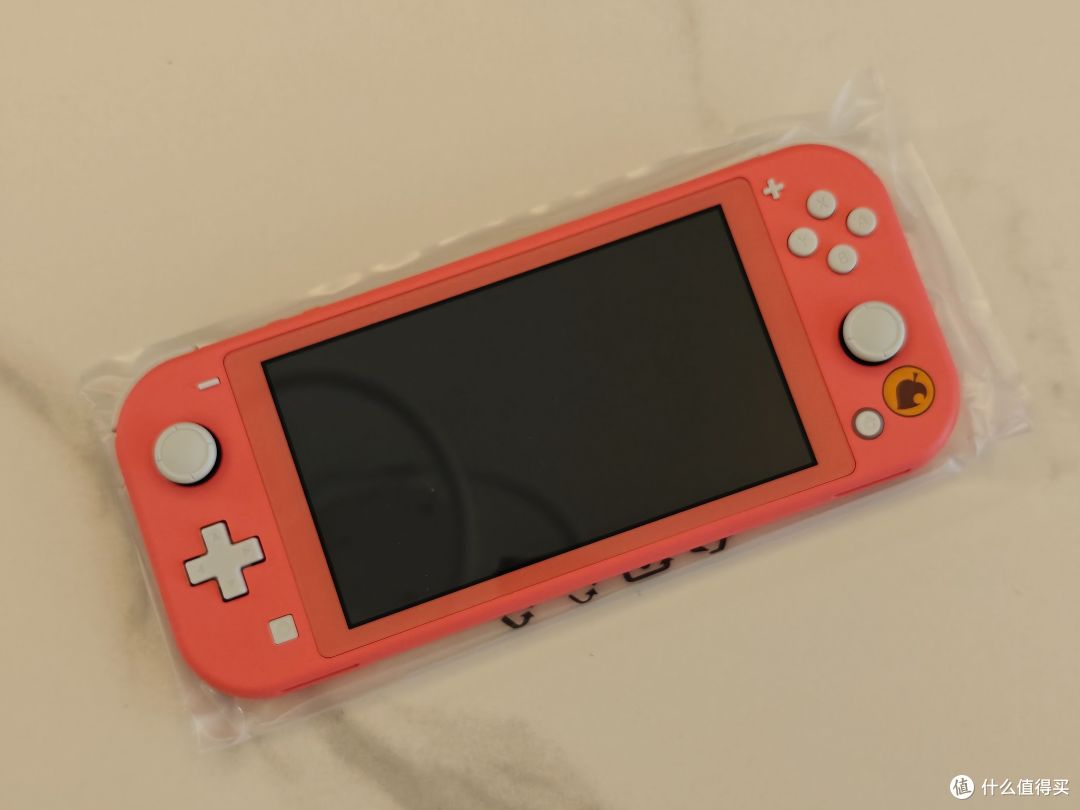 令人惊艳的动森限定版Switch Lite开箱