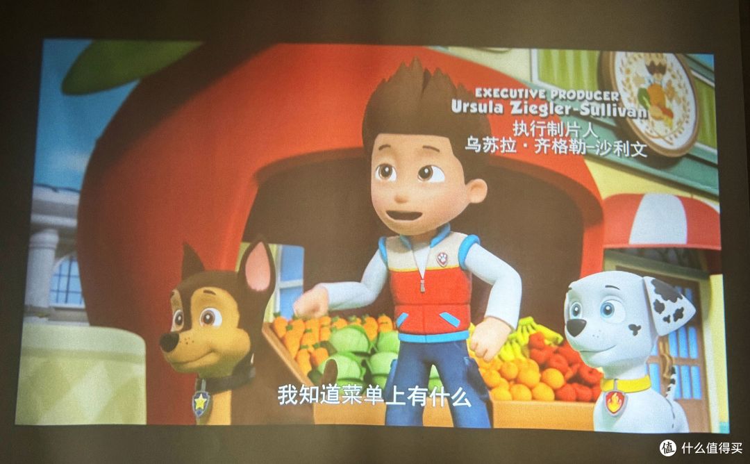 百元级旗舰,影院级享受 —— 哈趣Q1投影仪
