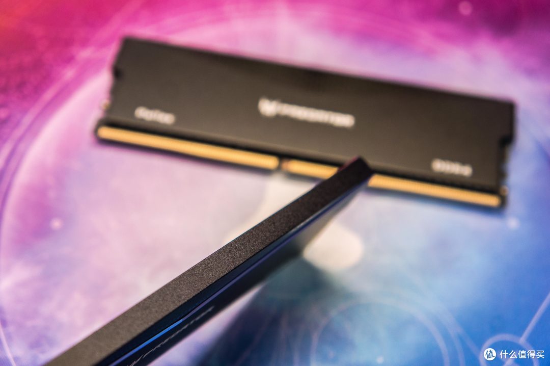 海力士CJR颗粒!宏碁掠夺者Pallas凌霜3600MHz32G套装DDR4内存!
