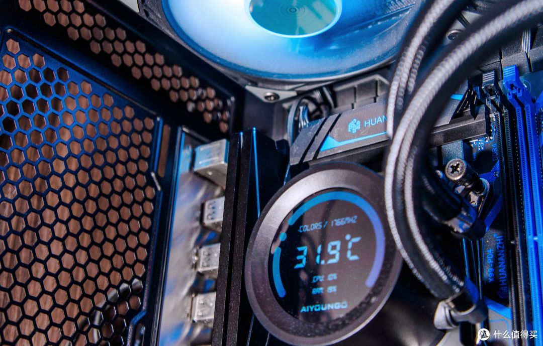 海力士CJR颗粒!宏碁掠夺者Pallas凌霜3600MHz32G套装DDR4内存!