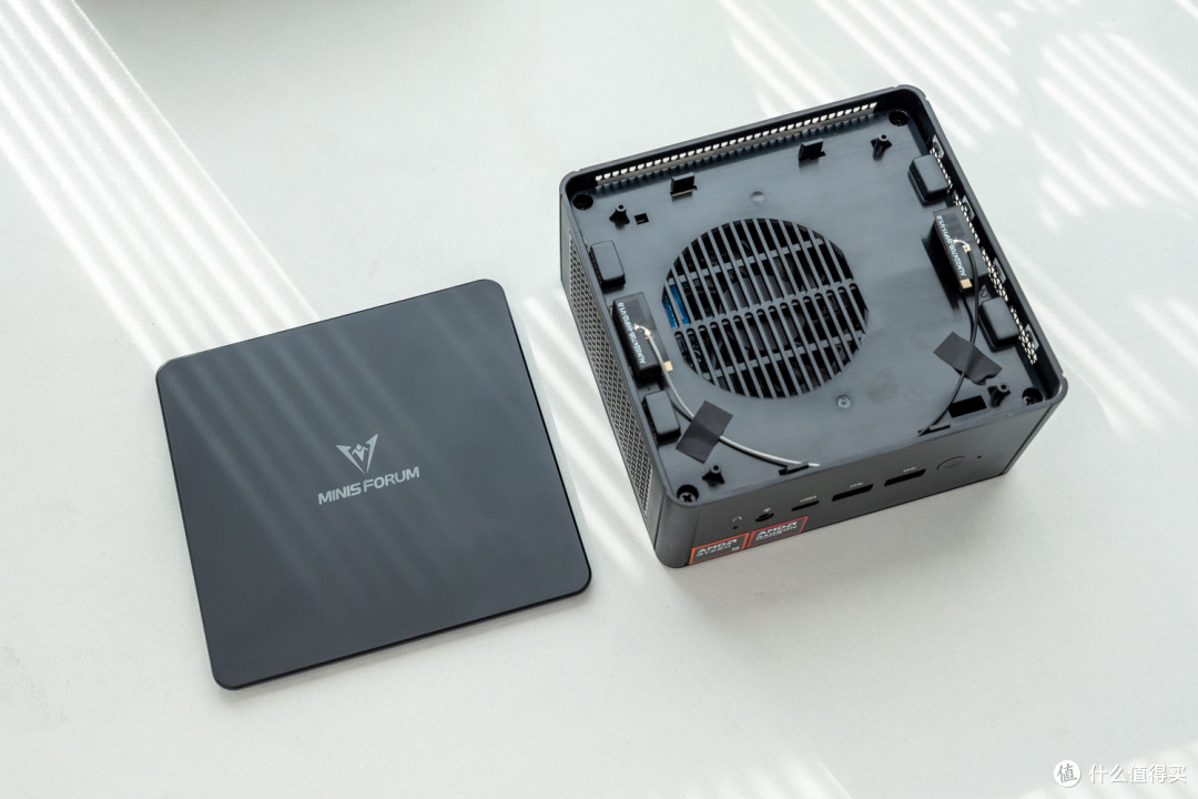 迷你主机+显卡扩展坞=家用电脑最优形态?实测铭凡UM890 Pro