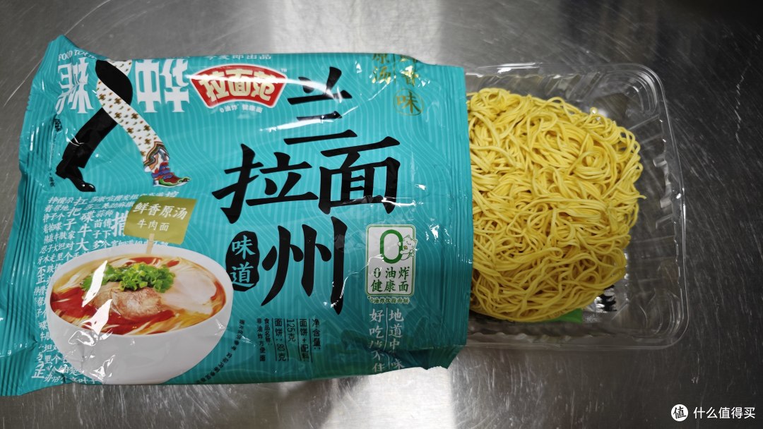 5分钟速食面横评,哪一碗最暖你的胃?