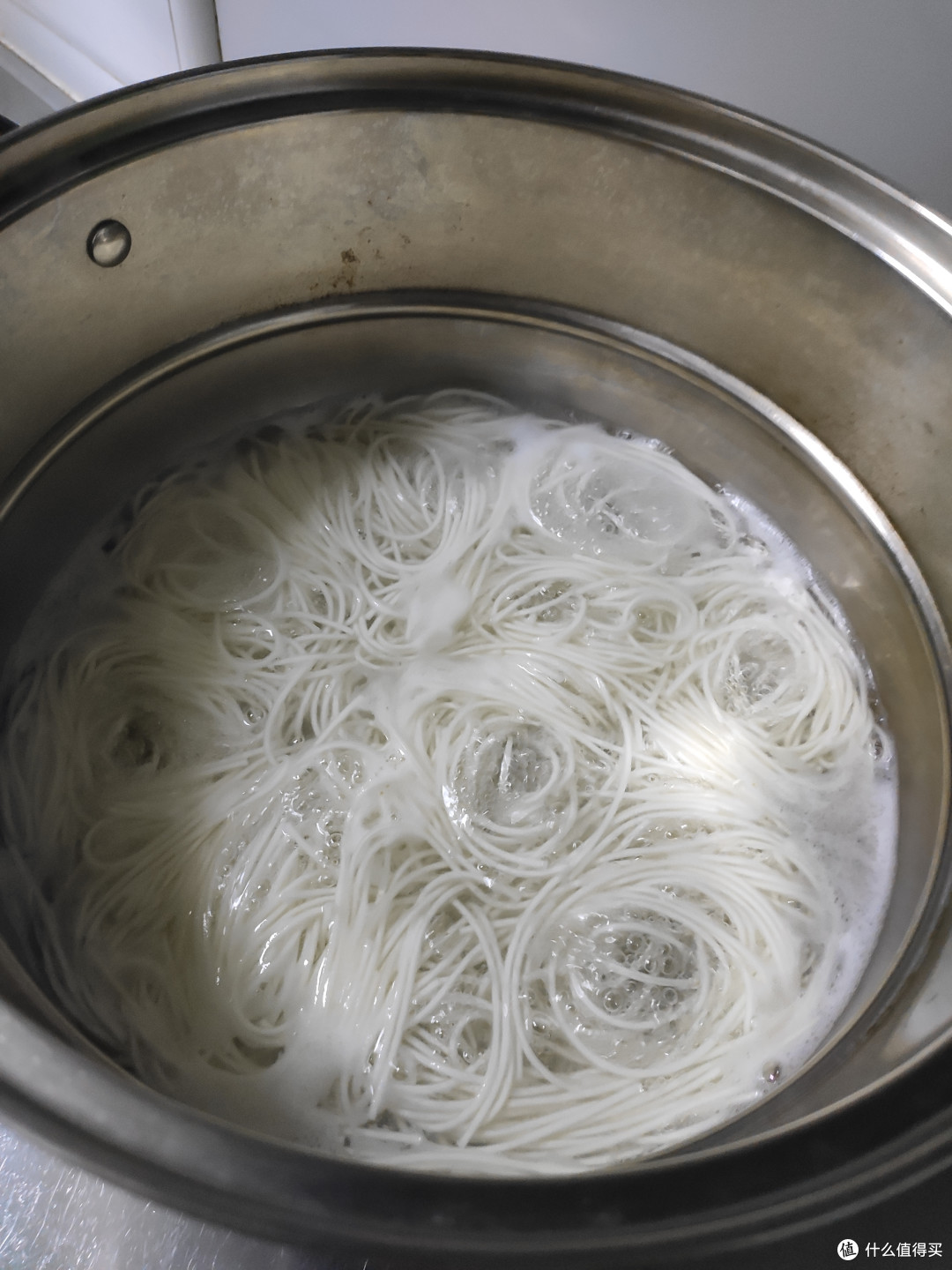 5分钟速食面横评,哪一碗最暖你的胃?