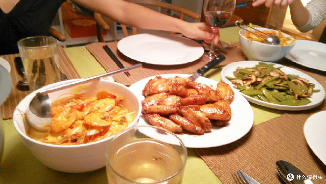 “吃货”们注意啦!这5种饮食习惯,正在悄悄“坑”你的身体
