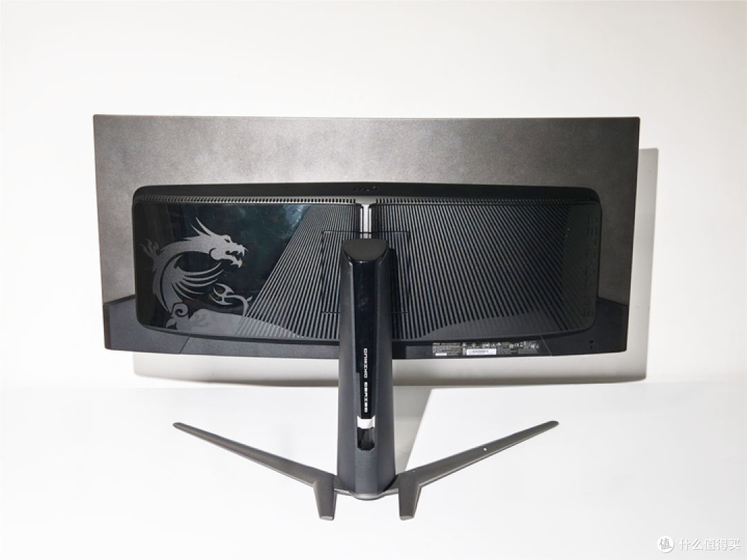 微星MPG 341CQPX QD-OLED,超大规格34英寸OLED带鱼屏显示器
