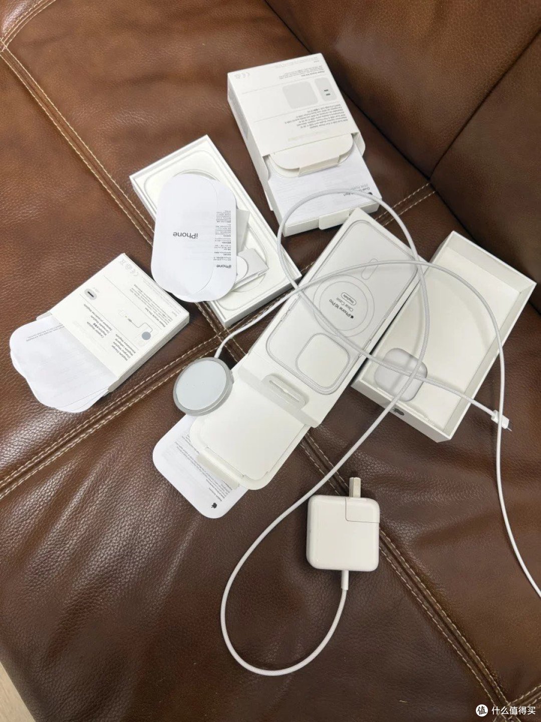 一插即快充，苹果35W双USB-C充电器，多设备充电的最佳伴侣！