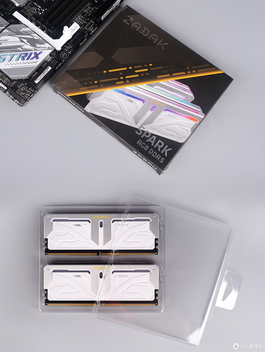 136K+B760吹雪+索泰 RTX 4070S + 乔思伯 D32 PRO MATX 装机展示