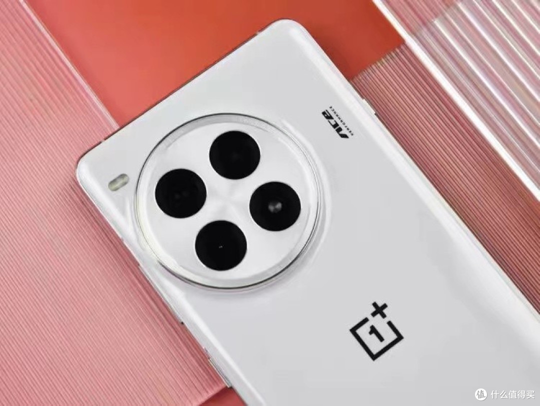 OPPO才是“真爱”，24GB+1TB跌至3202元，骁龙8Gen3+6100mAh