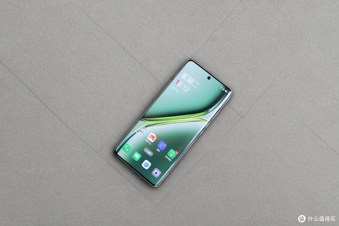 OPPO才是“真爱”，24GB+1TB跌至3202元，骁龙8Gen3+6100mAh