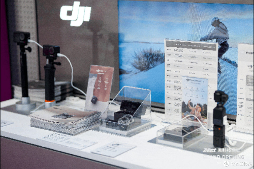 Z·Pilot香港三店齐开，和黑科技一起启航出海