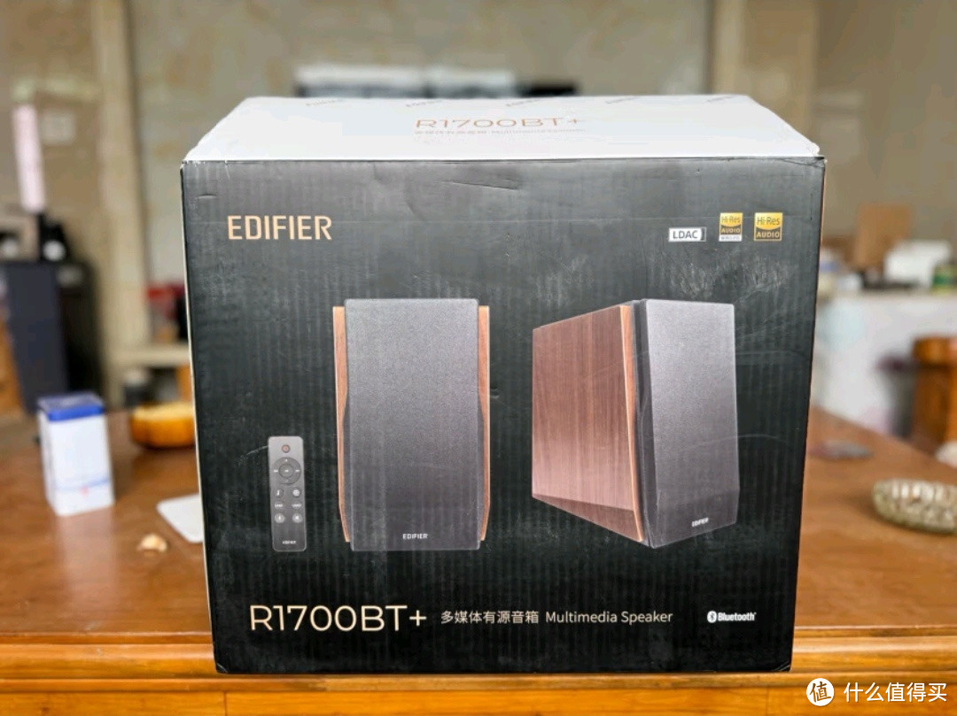 漫步者 R1700BT+：声动桌面，韵启新章