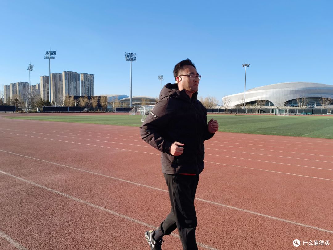 南卡Runner Pro5骨传导耳机,让音乐成为运动最合法的兴奋剂!