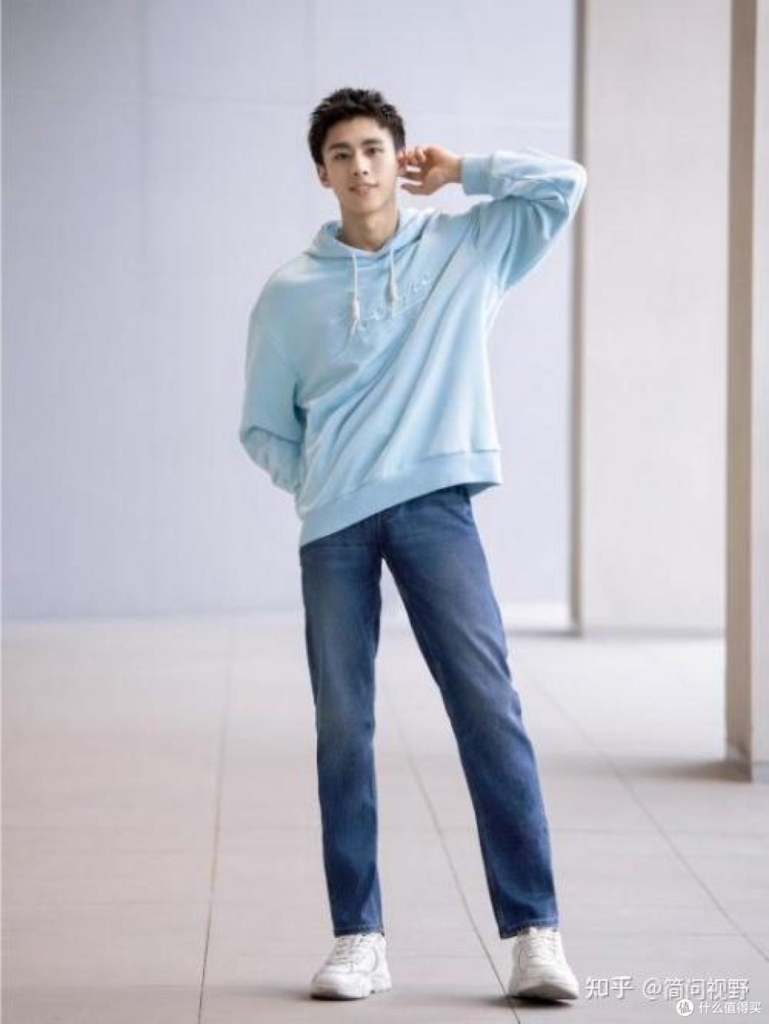 秋季男裤品牌：男友牛仔风穿搭才是打开秋天的正确方式
