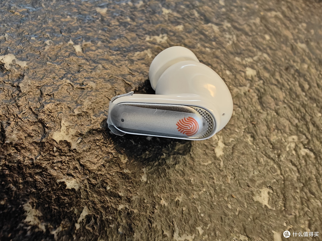 iKF Fly Max 入耳式蓝牙耳机,音质好,降噪强,性价比高!